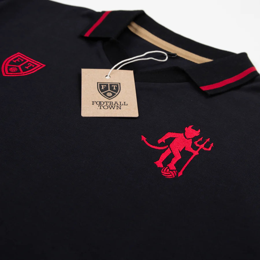 Camiseta Devil Clasica Black Manga Larga FootballTown Color Negro