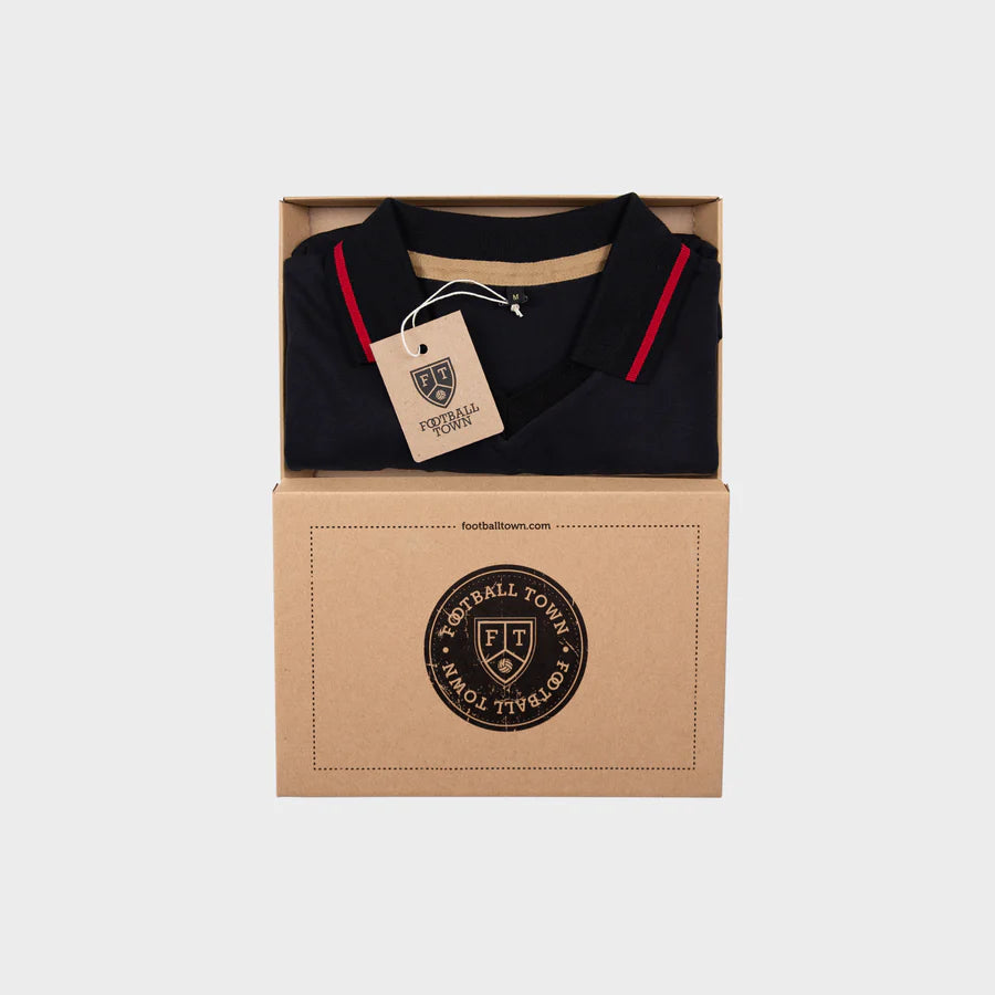 Camiseta Devil Clasica Black Manga Larga FootballTown Color Negro