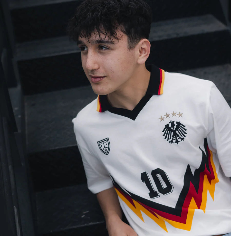 Camiseta Clasica Die Adler FootballTown Color Blanco