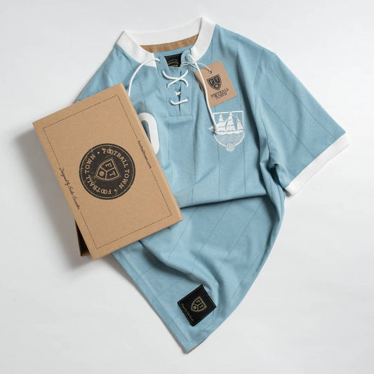 Camiseta Retro Stars Ship FootballTown Color Azul