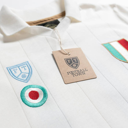 Camiseta Tributo D10S Azzurro Away FootballTown Color Blanco