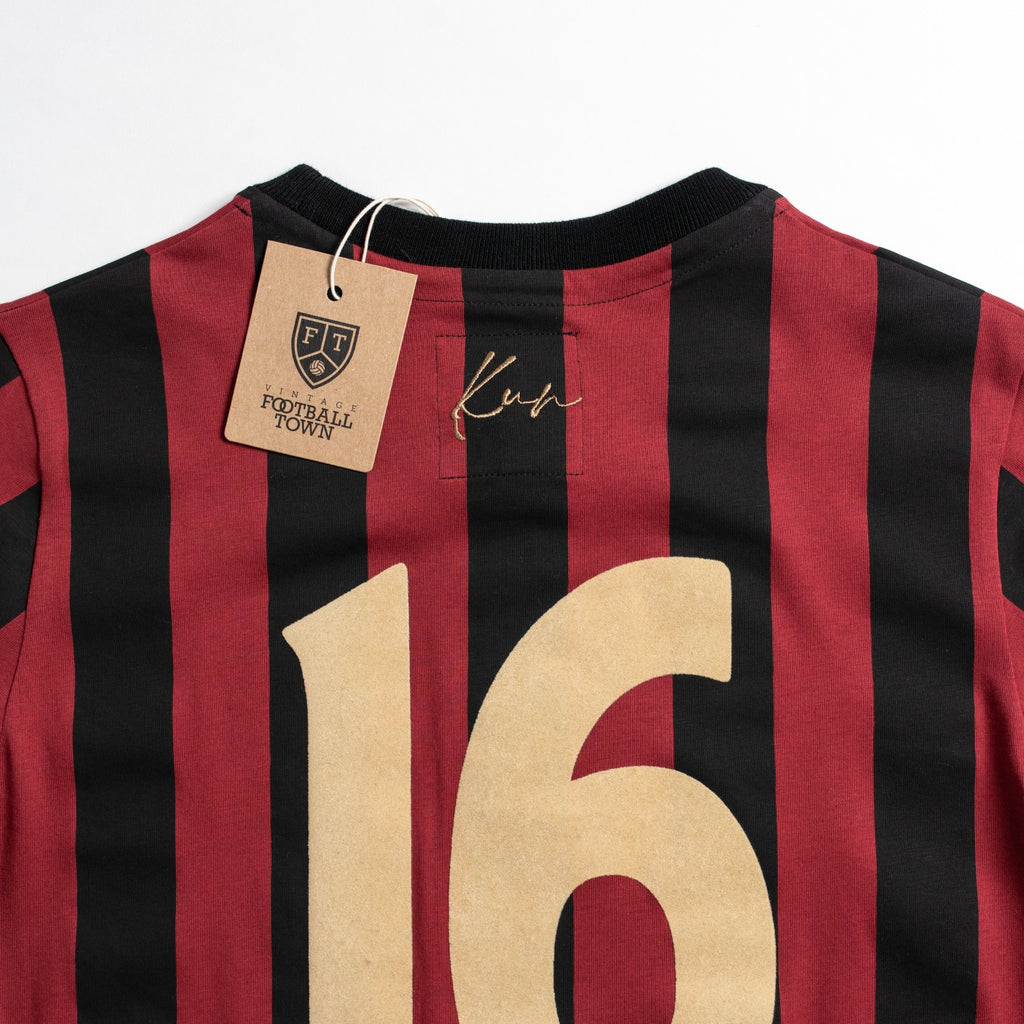 Camiseta Tributo Kun FootballTown Color Negro/Rojo