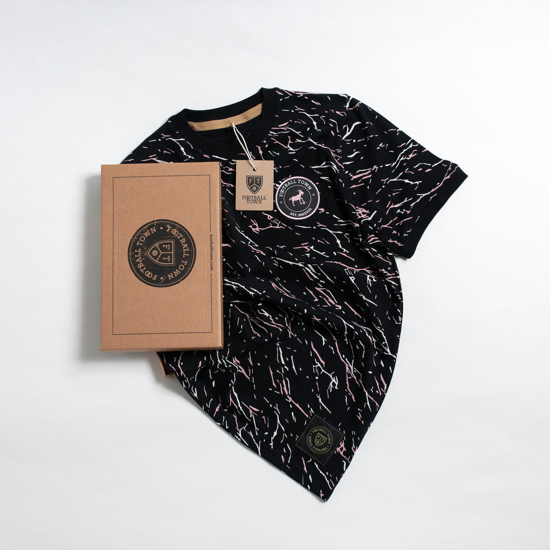 Camiseta Marble Goat FootballTown Color Negro