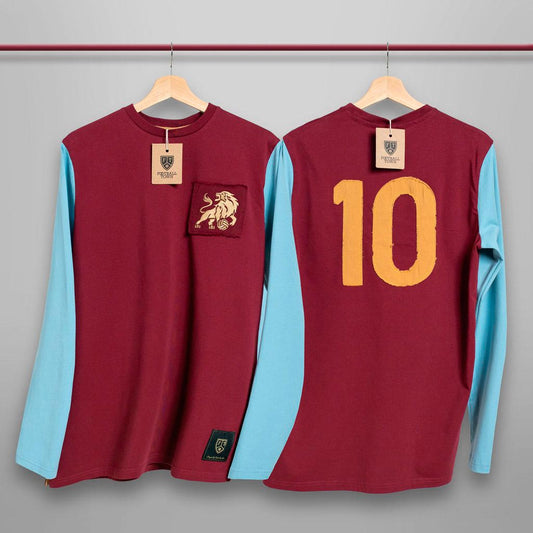 The Number 10 The Villan FootballTown Color Vinotinto/Azul