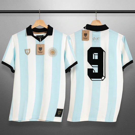 Camiseta Tributo Bati FootballTown Color Azul y Blanco