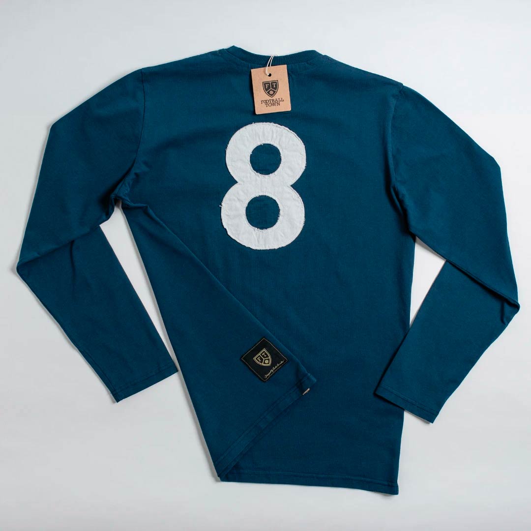 The Number 8 Rampant Lion FootballTown Color Azul