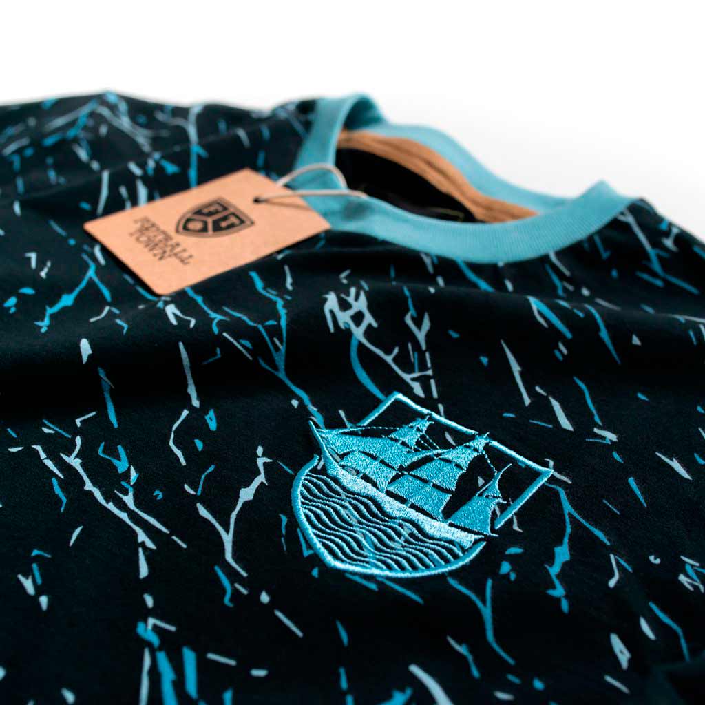 Camiseta Marble Ship FootballTown Color Negro