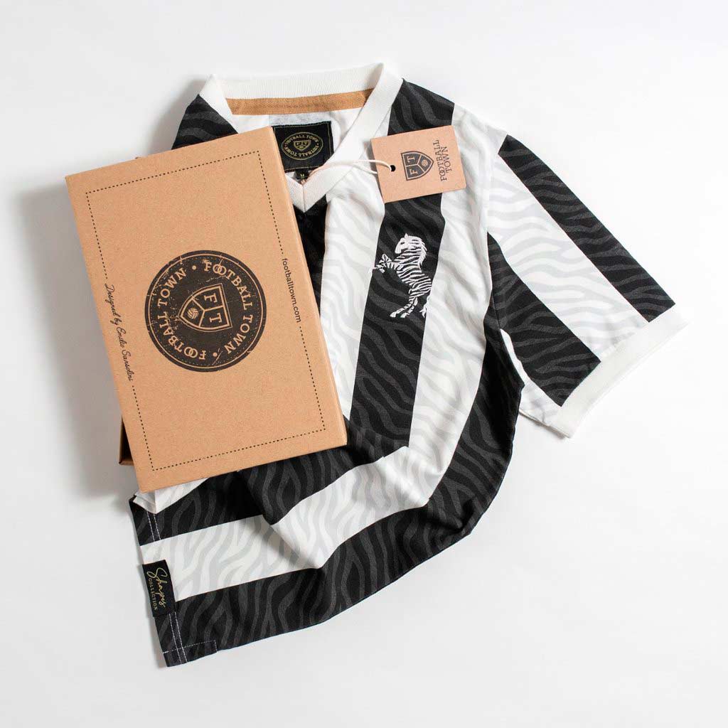 Camiseta Shapes La Zebra FootballTown Color Blanco/Negro