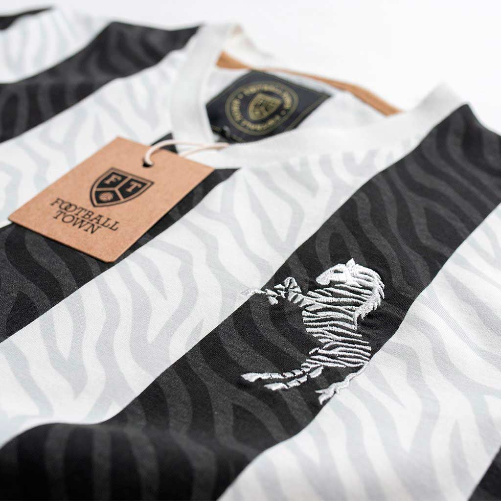 Camiseta Shapes La Zebra FootballTown Color Blanco/Negro